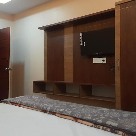 Jaya Sri Rama Lodge Bhadrachalam Zewnętrze zdjęcie